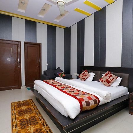 Hotel New Bakshi House Agra  Ngoại thất bức ảnh