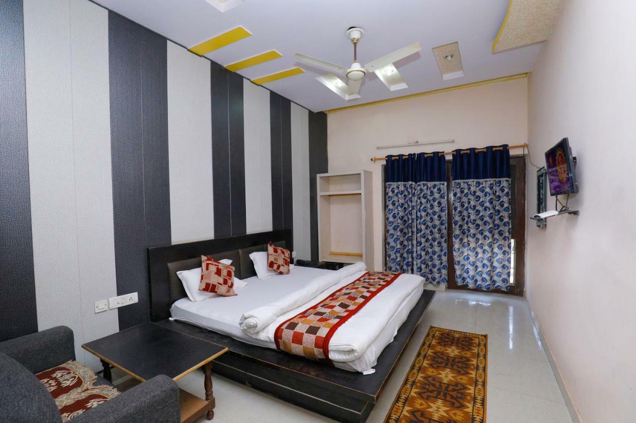 Hotel New Bakshi House Agra  Ngoại thất bức ảnh